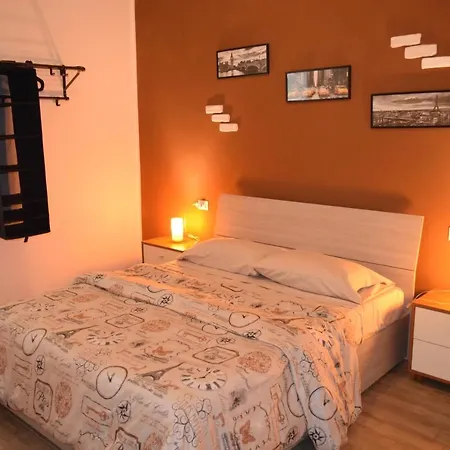Apartment House *